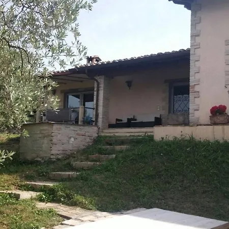 Villetta Panoramica Tra Gli Olivi Holiday home Sterpeto