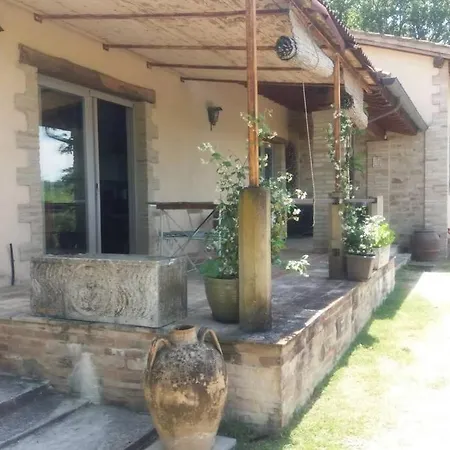 Villetta Panoramica Tra Gli Olivi Holiday home Sterpeto